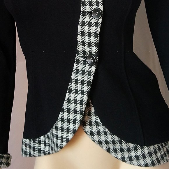 Nwt $255 TWENTY Black Curved Hem Blazer Jacket  PS - Picture 5 of 8